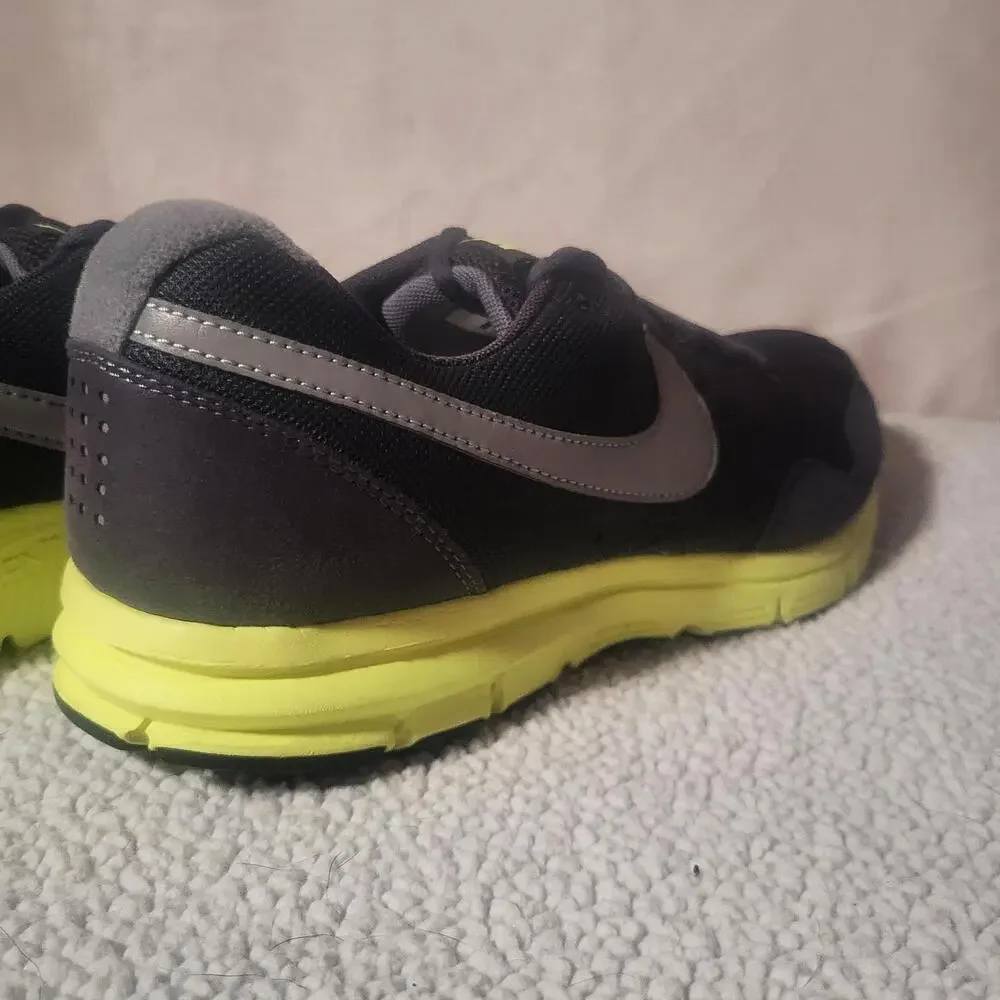 Nike lightweight daily